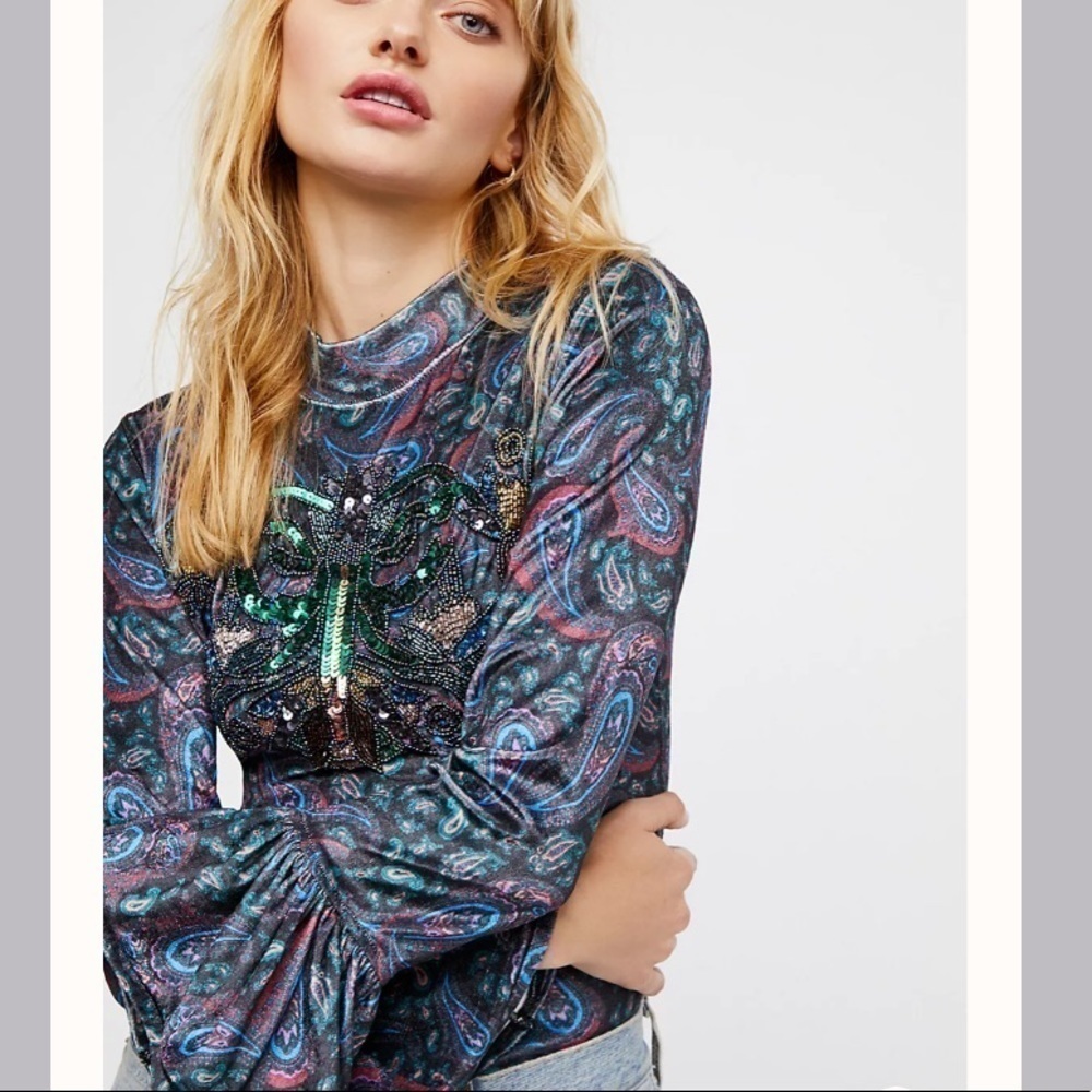 NWT Free People We The Free L’Amour Velvet Tee